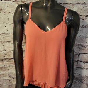 White house black market tank